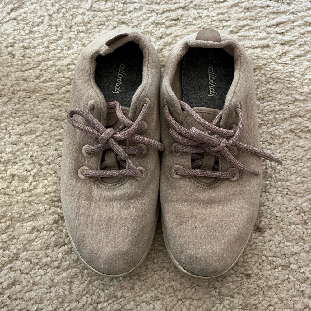 💛 Allbirds beige sneakers size 7